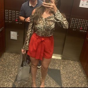 Aritzia Babaton Paper Bag Shorts